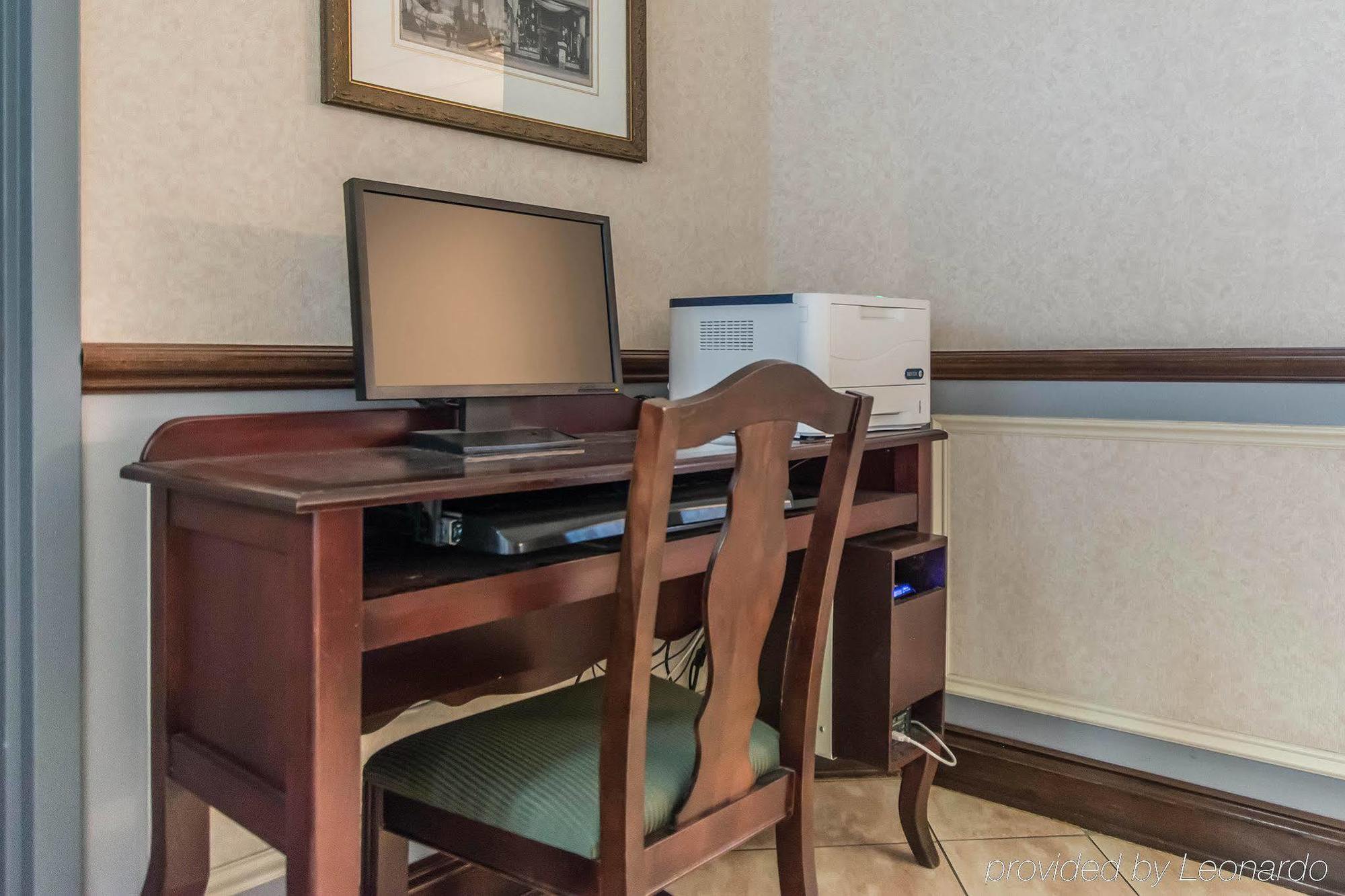 Chateau Moncton Trademark Collection By Wyndham Εξωτερικό φωτογραφία